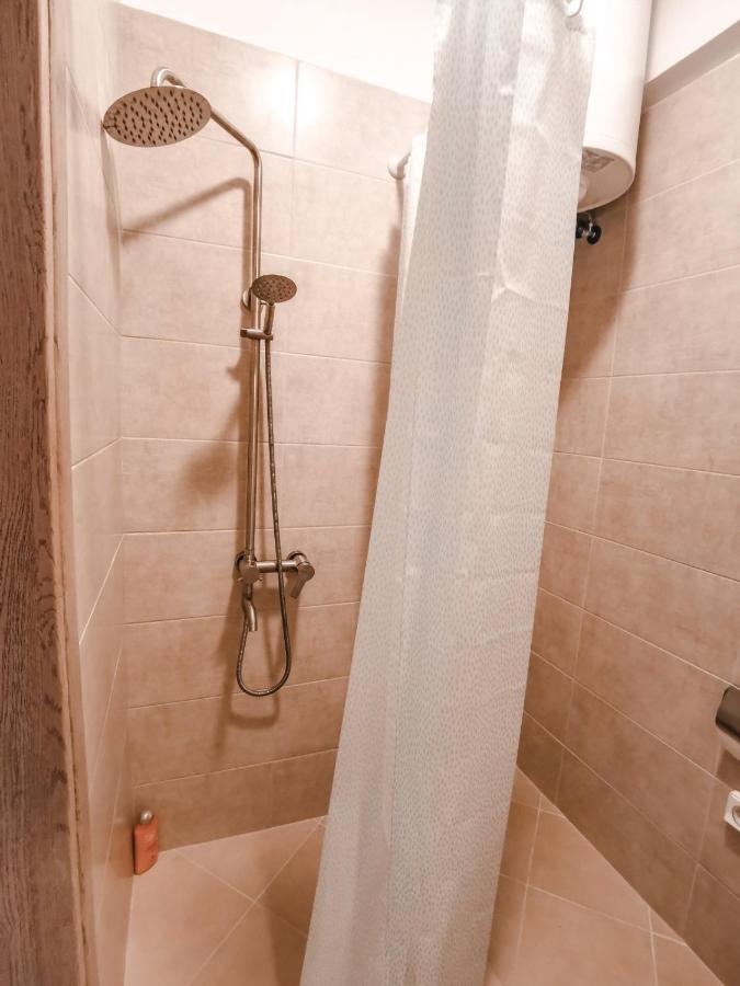 Tip Top Apartment Chalkida Ngoại thất bức ảnh