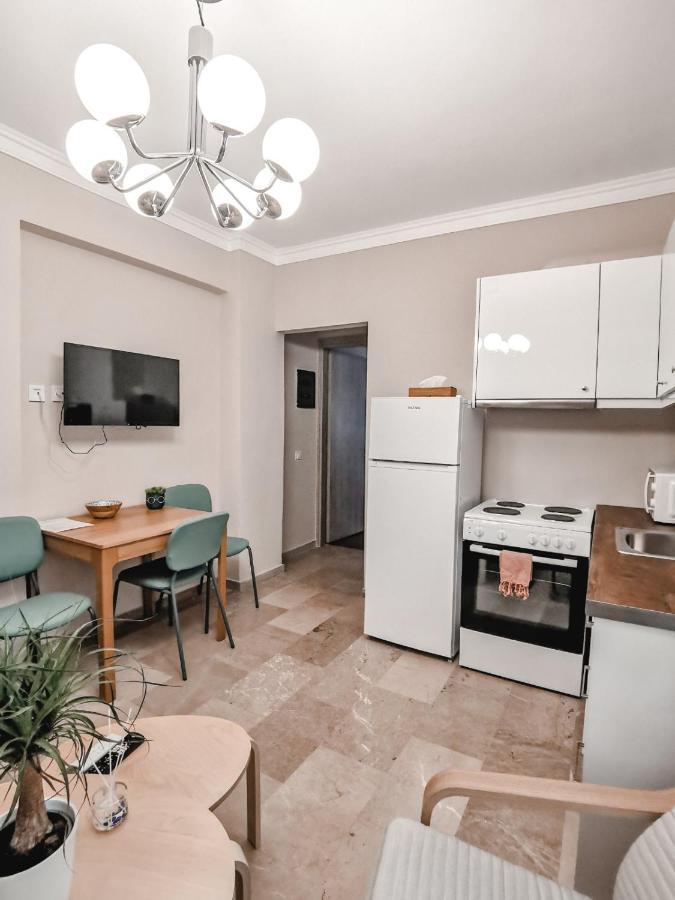Tip Top Apartment Chalkida Ngoại thất bức ảnh