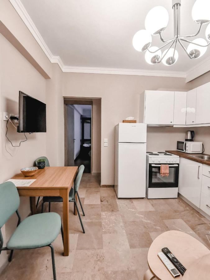 Tip Top Apartment Chalkida Ngoại thất bức ảnh