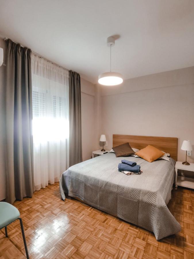 Tip Top Apartment Chalkida Ngoại thất bức ảnh